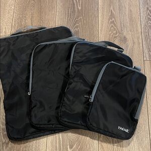 Black Travel Bag Set